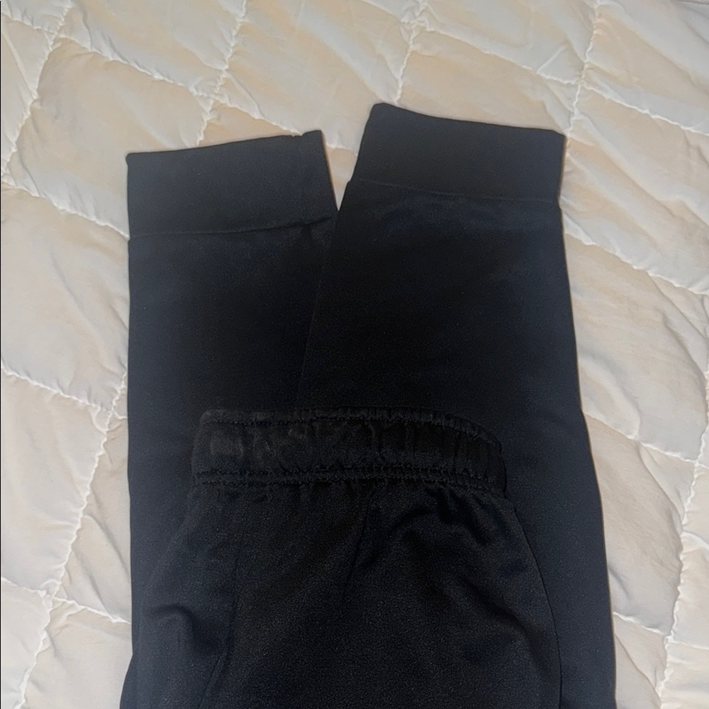 Nike Dri-Fit Black Joggers - Picture 4 of 4